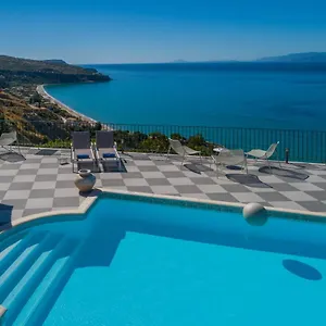 Garbis & Lourdata (Kefalonia)