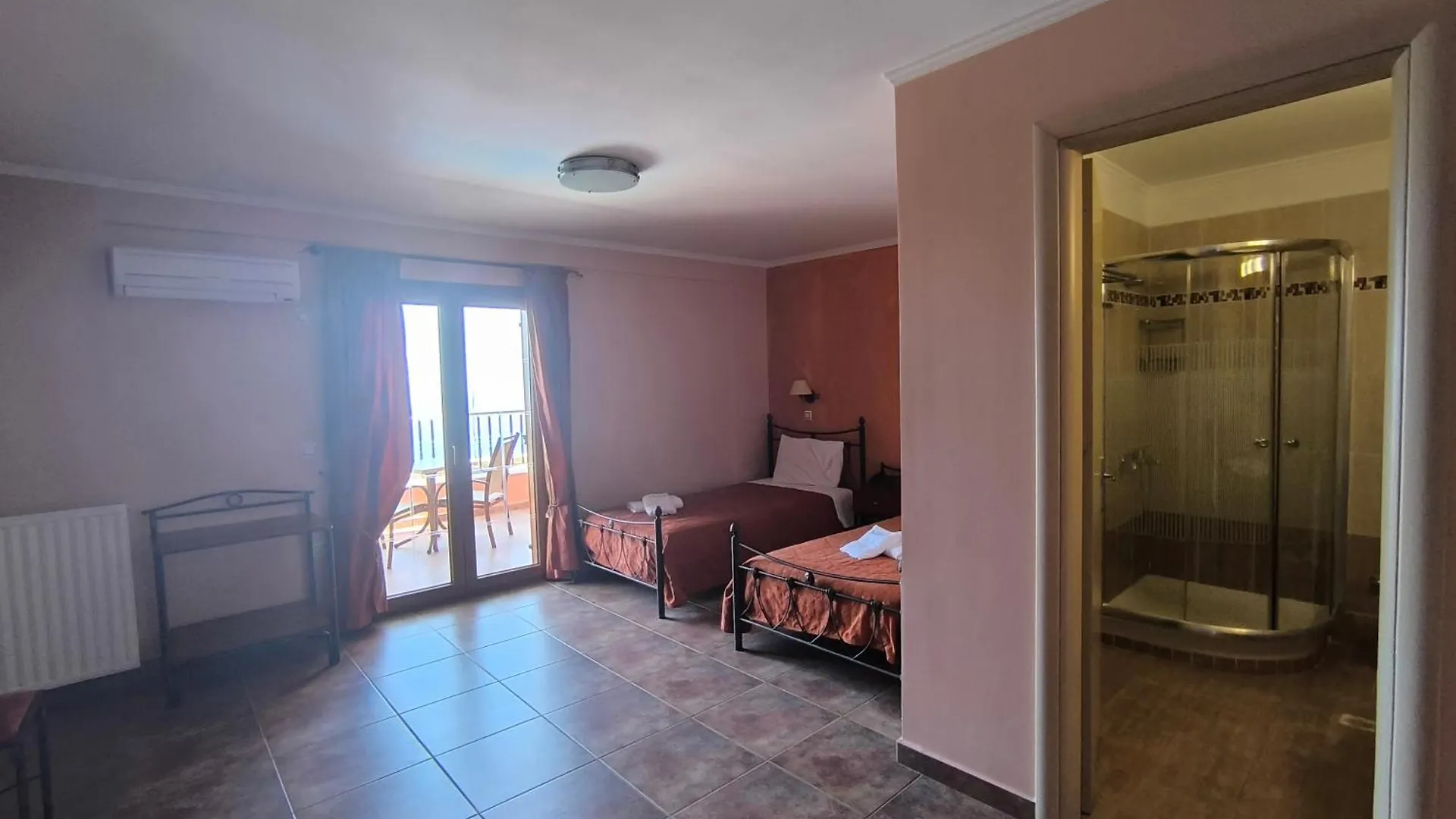Hotel Anastazia Poros   Poros (Kefalonia)