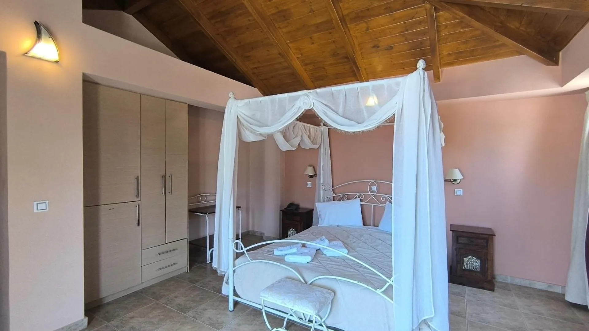Hotel Anastazia Poros  4*, Poros (Kefalonia) Grækenland